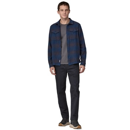 Patagonia Fjord Flannel Shirt - Men's 3