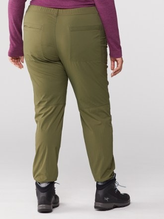 REI Co-op Savanna Trails Pants - Women's Plus Sizes 2