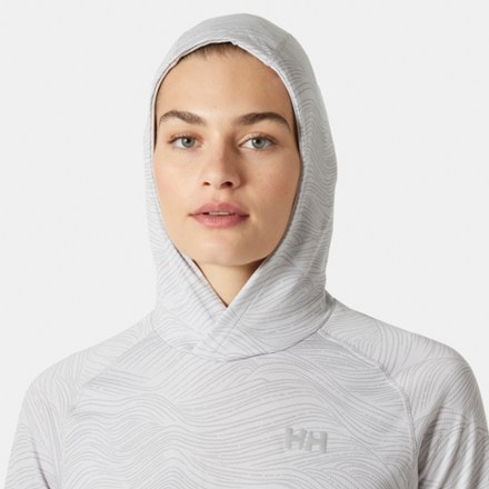 Helly Hansen LIFA ACTIVE Solen Graphic Hoodie - Women's 4