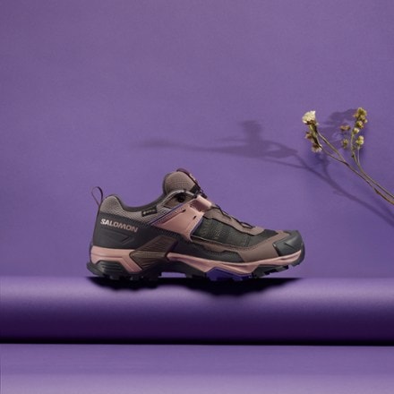 Location Image for X Ultra 5 GORE-TEX Low Hiking Shoes - Women's