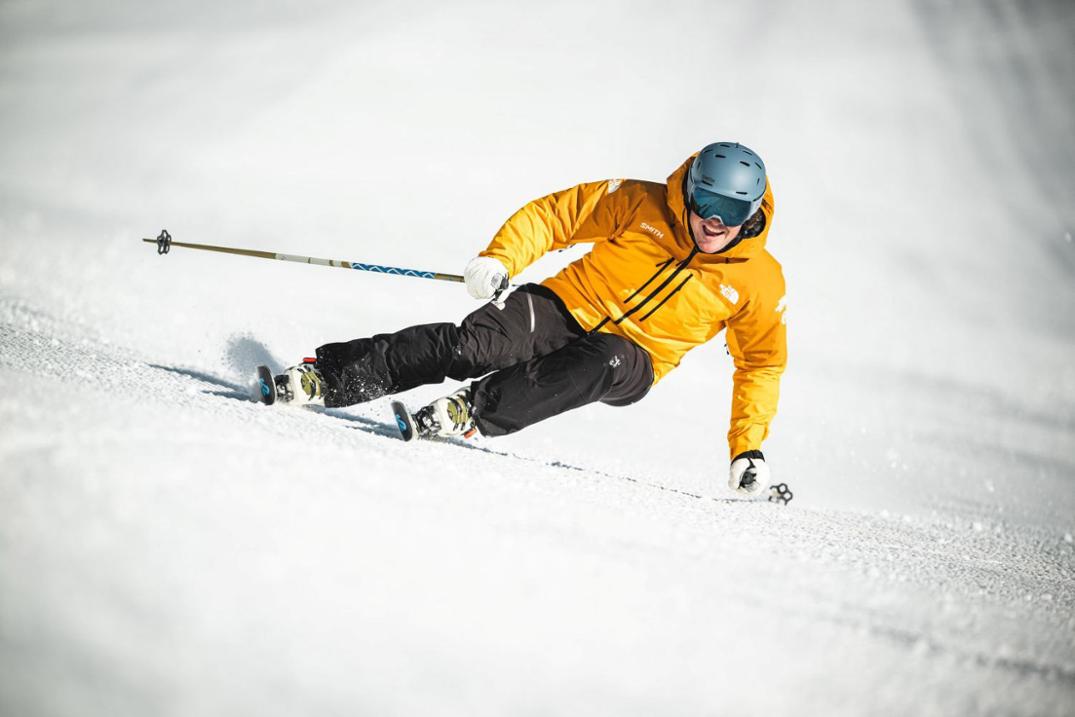 Location Image for I/O MAG XL ChromaPop Snow Goggles with Lens Protector