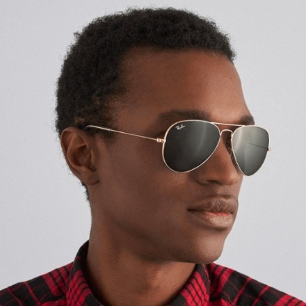 Ray-Ban Aviator Classic Polarized Sunglasses 1