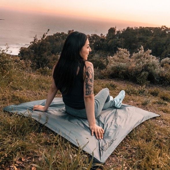 Location Image for Pocket Blanket