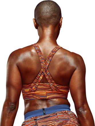 Janji x La Sportiva Pace Sports Bra 4