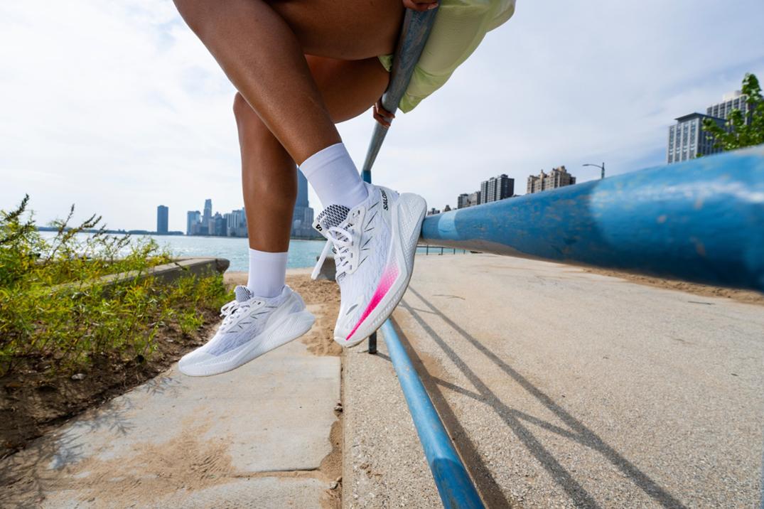 Location Image for Aero Glide 4 Road-Running Shoes - Women's