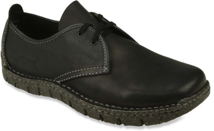 earth shoes mens classic