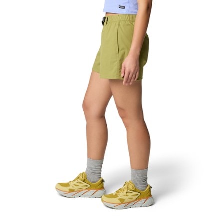 Mountain Hardwear Rockrydge 3" Shorts - Women's 4