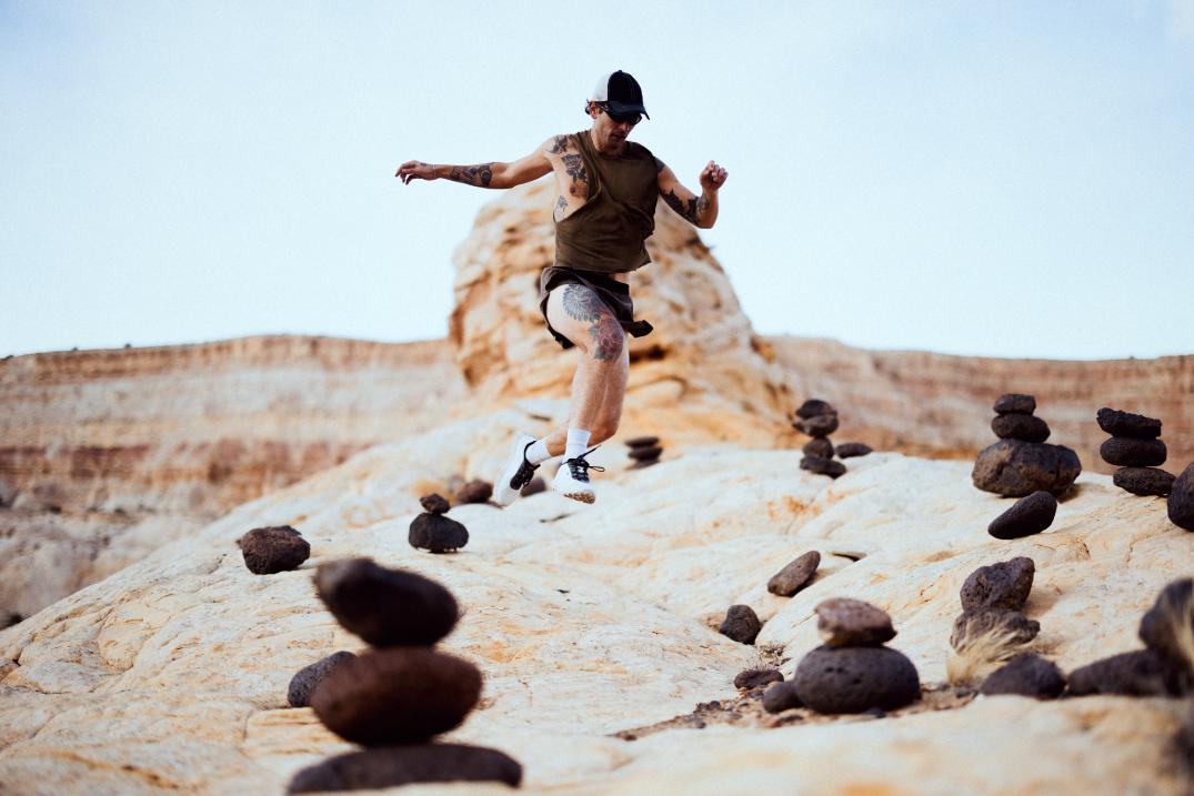 Location Image for 002 Trail-Running Shoes - Men's