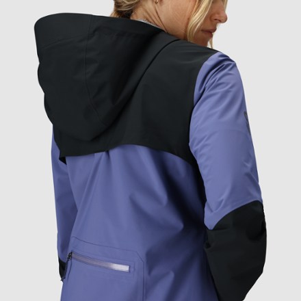 Outdoor Research Freewheel MTB Stretch Bike Rain Jacket - Women's 7