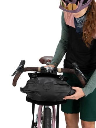 Osprey Escapist Handlebar Bag 7