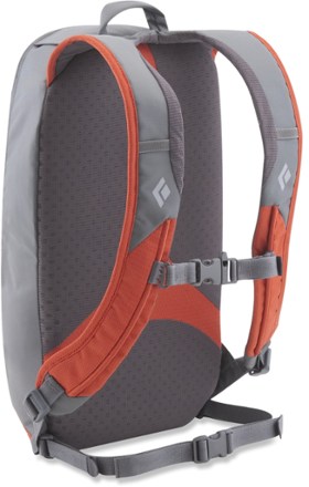 Suspension detail (Red Clay)