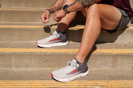 Altra Torin 6 Road-Running Shoes - Men's 4