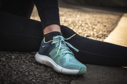 Salomon Predict 2 Road-Running Shoes - Women's 5
