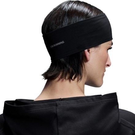 On Core Headband 4