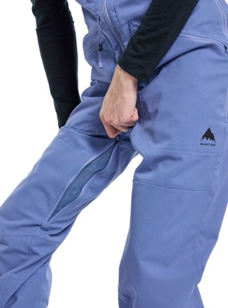 Burton Reserve Stretch 2L Bib Pants - Women's 6