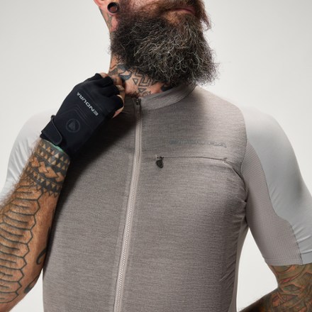 Endura GV500 Reiver Cycling Jersey - Men's 6
