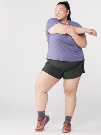 Active Pursuits 4.5" Shorts - Women's Plus Sizes