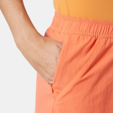 Helly Hansen Tofino Solen 4" Shorts 2.0 - Women's 5