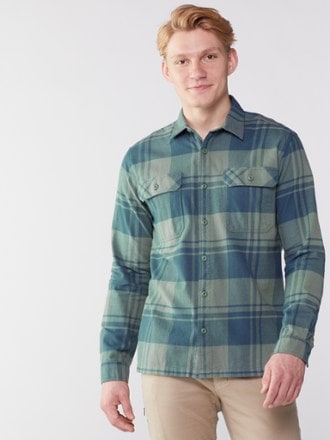 Patagonia Long-Sleeve Midweight Fjord Flannel Shirt - Men's 1