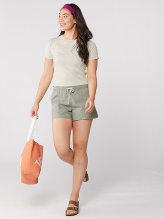 Vuori Mudra Fitted T-Shirt - Women's 3
