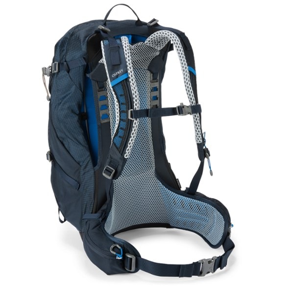 osprey 34 pack with hydration Packs Manta Pack, Black, One Size A premium hiking hydration pack the Manta 34 delivers peak comfort and performance on day hikes of all lengths with room for extra gear Osprey Packs Manta 34L Hydration