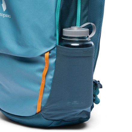Cotopaxi Allpa 26 L Pack Water bottle not included