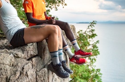 Darn Tough Pacer Micro Crew Ultralightweight Cushion Socks - Women's 3