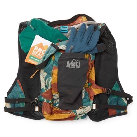 REI Co-op Swiftland 5 Hydration Vest - Women's 8