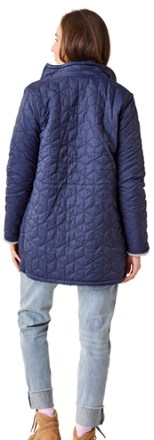 On Body Image of color Slate/Navy