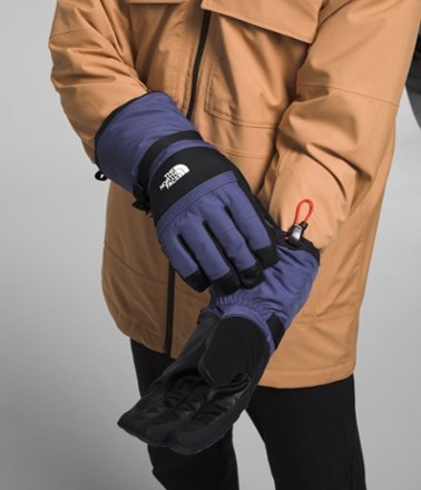 The North Face Montana Ski Gloves - Men's 1