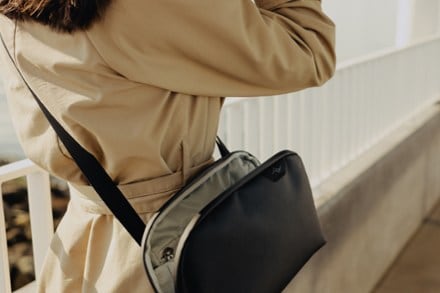 Peak Design Travel Crossbody 3 L 4