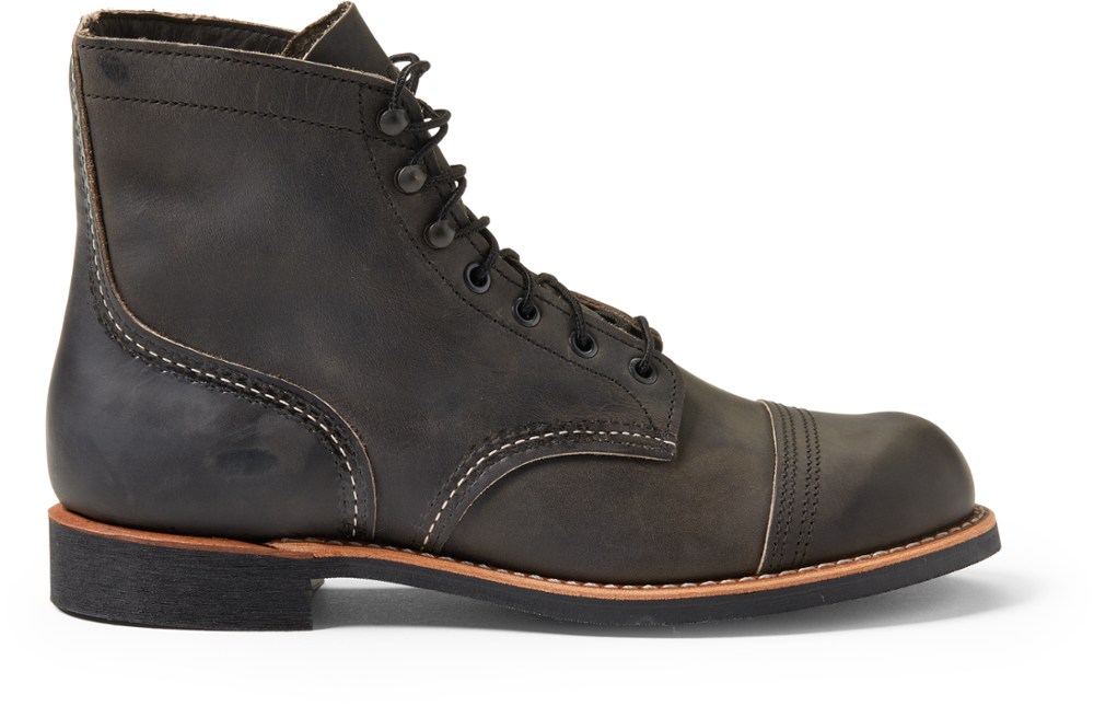 Red Wing Men's Iron Ranger Boots
