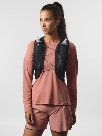 Salomon Active Skin 12 Hydration Vest - Women's 1