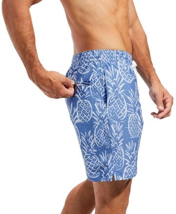 Chubbies Stretch 7" Swim Trunks - Men's 2