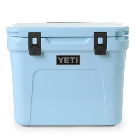 YETI Roadie 32 Wheeled Cooler 3