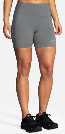 Brooks Method 5" Shorts - Women's 1