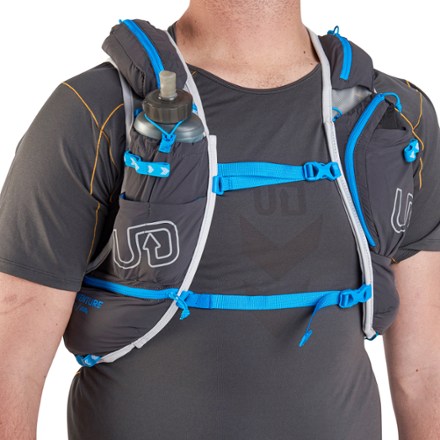 Ultimate Direction Adventure Vest 5.0 Hydration Vest 5