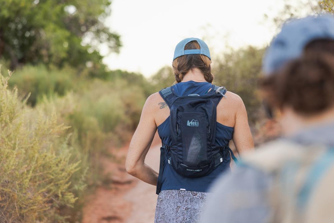 Location Image for Swiftland 5 Hydration Vest - Women's