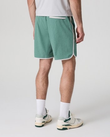 Vuori Banks Shorts - Men's 7" Inseam 2