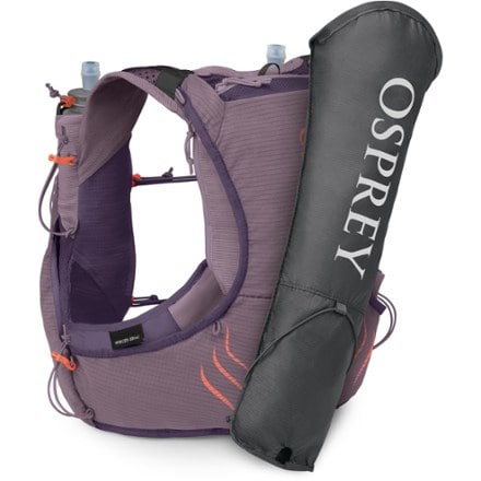 Osprey Dyna Pro 10 Hydration Vest - Women's Shown with included quiver
