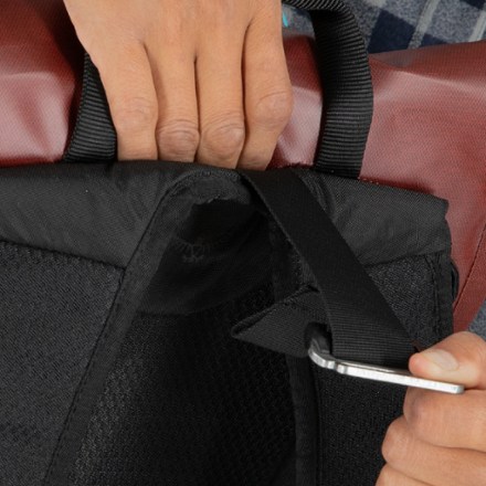 Osprey Arcane Roll-Top Waterproof 18 Pack 9