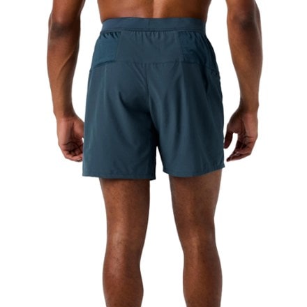 Brooks Journey 7" 2-in-1 Shorts - Men's 2