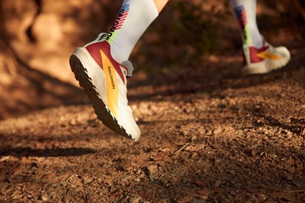 Location Image for Sense Ride 5 Trail-Running Shoes - Women's