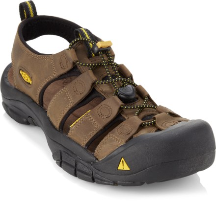 Page 3 of Men's Footwear: Boots, Sandals & Shoes | REI Co-op