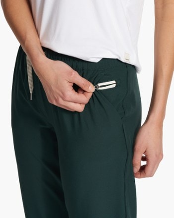Vuori Weekend Jogger Pants - Women's 4