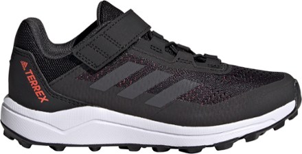agravic flow trail runner sneaker