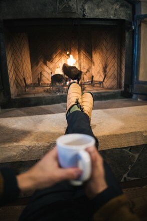 thumbnail interactive-video image 1 of From Coffee Runs To Dog Walks - The Pagosa Fireside Keeps 1 of 13