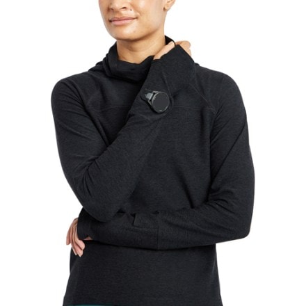 Oiselle Lux Highline Hoodie - Women's 3