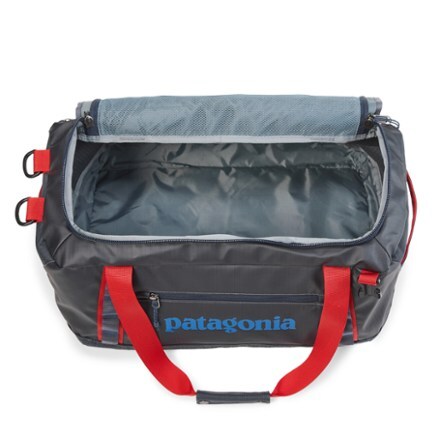 Patagonia Black Hole Duffel 40 L Interior