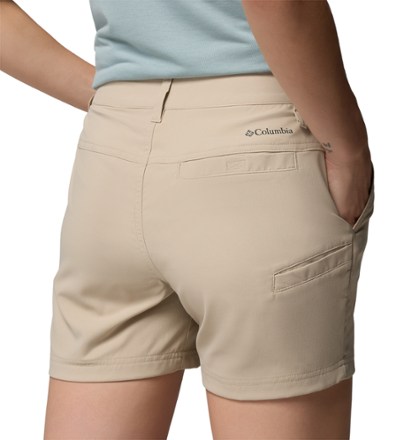 Columbia Leslie Falls Shorts II - Women's 5